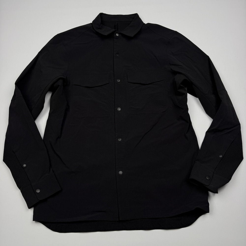 Lululemon Airing Easy Mens Medium Black Snap Front Lightweight Shirt